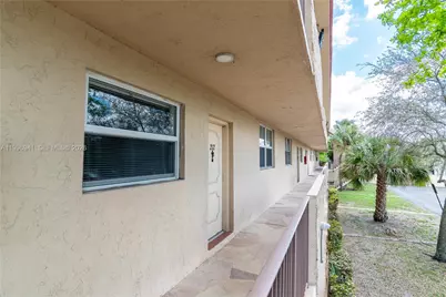 3900 NW 76th Ave #212, Sunrise, FL 33351 - Photo 3