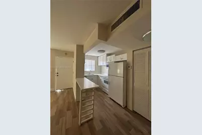 12500 NE 5th Ave #309, North Miami, FL 33161 - Photo 11