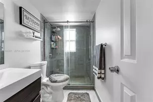 8500 SW 109th Ave, Miami, FL 33173 - Photo 23