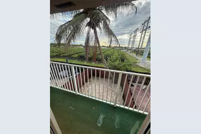 17084 SW 138th Ct, Miami, FL 33177 - Photo 13