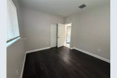 2241 N 62nd Ave, Hollywood, FL 33024 - Photo 9