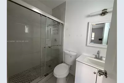 2241 N 62nd Ave, Hollywood, FL 33024 - Photo 11