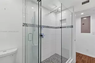 3050 NE 48th St, Fort Lauderdale, FL 33308 - Photo 29