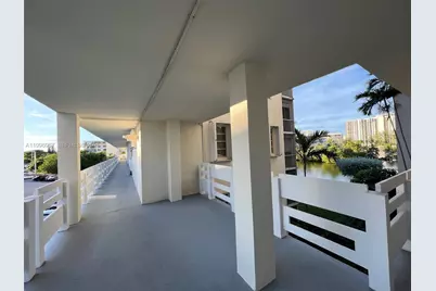 3030 Marcos Dr #T302, Aventura, FL 33160 - Photo 39