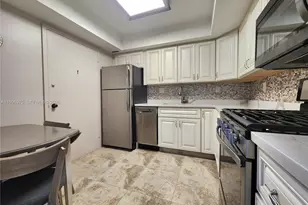 2030 S Ocean Dr, Hallandale Beach, FL 33009 - Photo 13
