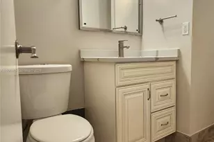 2030 S Ocean Dr, Hallandale Beach, FL 33009 - Photo 23