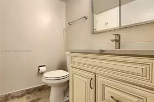 2030 S Ocean Dr, Hallandale Beach, FL 33009 - Photo 15