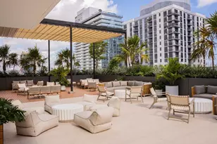 11 NE 6th St, Miami, FL 33132 - Photo 27