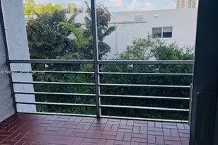 [Address not provided], North Miami, FL 33181 - Photo 13