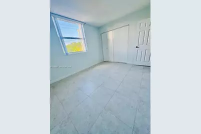 [Address not provided], North Miami, FL 33181 - Photo 25