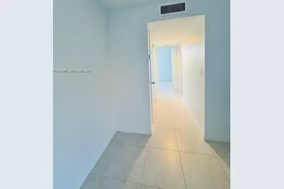 [Address not provided], North Miami, FL 33181 - Photo 15