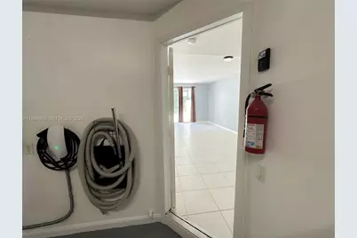 197 Santa Barbara Way, Palm Beach Gardens, FL 33410 - Photo 17