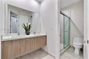 8424 NW 51st Terrace, Doral, FL 33166 - Photo 15