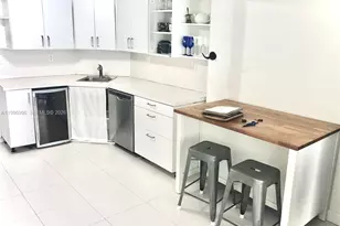 1430 Brickell Bay Dr, Miami, FL 33131 - Photo 7