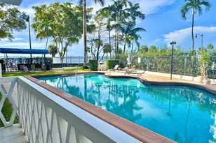 1430 Brickell Bay Dr, Miami, FL 33131 - Photo 11