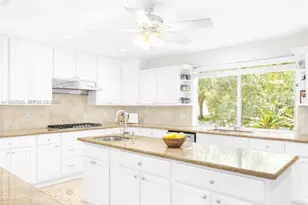 6845 SW 129th Terrace, Pinecrest, FL 33156 - Photo 7