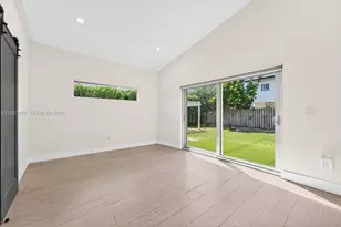 1126 NE 16th Ct, Fort Lauderdale, FL 33305 - Photo 7