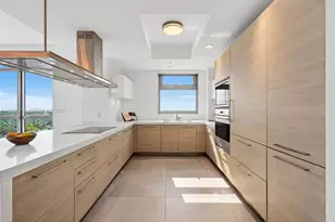 17301 Biscayne Blvd, North Miami Beach, FL 33160 - Photo 5