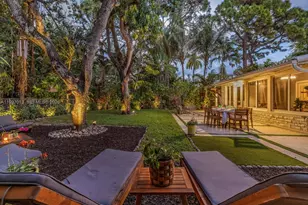 11932 NE 8th Ave, Biscayne Park, FL 33161 - Photo 61