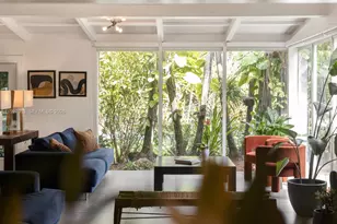 11932 NE 8th Ave, Biscayne Park, FL 33161 - Photo 17