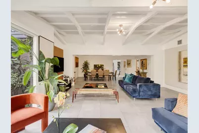 11932 NE 8th Avenue, Biscayne Park, FL 33161 - Photo 3