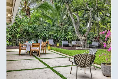 11932 NE 8th Avenue, Biscayne Park, FL 33161 - Photo 47