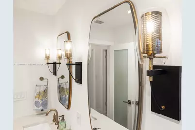 11932 NE 8th Avenue, Biscayne Park, FL 33161 - Photo 35