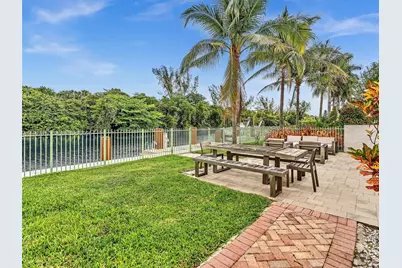 2901 Hidden Harbour St, Dania Beach, FL 33312 - Photo 3