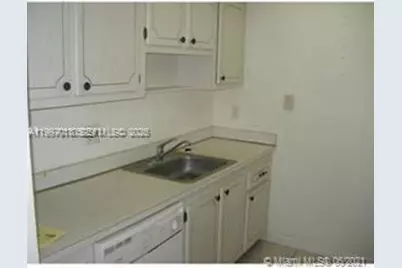 14301 N Kendall Dr #212B, Miami, FL 33186 - Photo 3