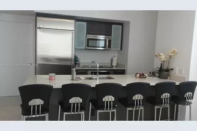 55 SE 6th St #2310, Miami, FL 33131 - Photo 15