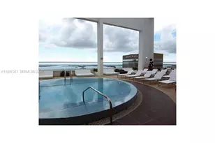 55 SE 6th St, Miami, FL 33131 - Photo 27