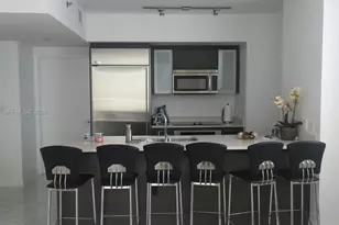 55 SE 6th St, Miami, FL 33131 - Photo 5