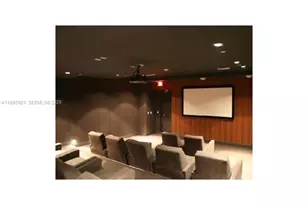 55 SE 6th St, Miami, FL 33131 - Photo 23