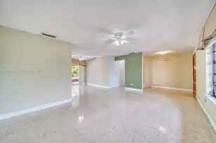 9961 SW 12th St, Miami, FL 33174 - Photo 23