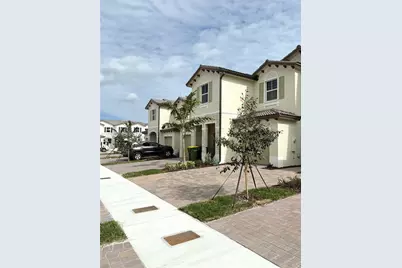 2523 SE 29th St #2523, Homestead, FL 33035 - Photo 3