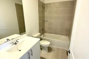 2523 SE 29th St, Homestead, FL 33035 - Photo 11