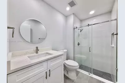 9254 NW 18th St, Pembroke Pines, FL 33024 - Photo 15