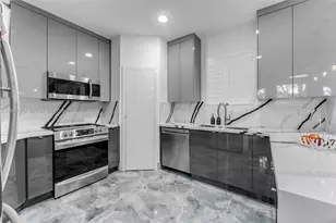 9030 SW 162nd St, Palmetto Bay, FL 33157 - Photo 7