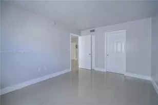 1986 Biarritz Dr, Miami Beach, FL 33141 - Photo 13