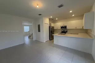 2659 SE 28th Dr, Homestead, FL 33035 - Photo 5