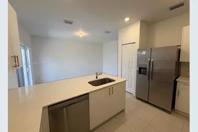 2659 SE 28th Dr #0, Homestead, FL 33035 - Photo 7