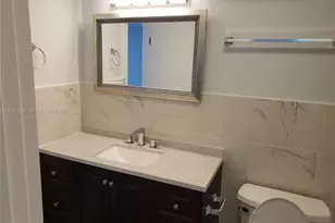 13499 Biscayne Blvd, North Miami, FL 33181 - Photo 19