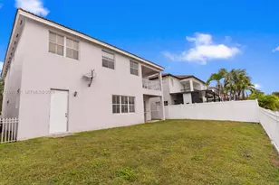 8968 NW 180th Terrace, Hialeah, FL 33018 - Photo 17