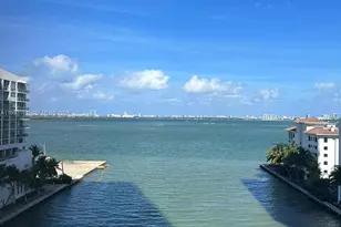 460 NE 28th St, Miami, FL 33137 - Photo 1