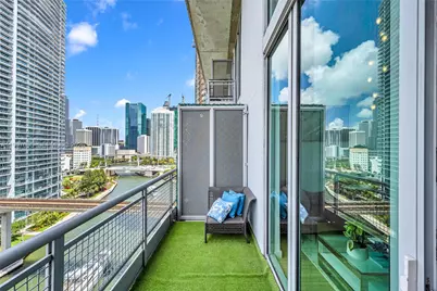 690 SW 1st Ct #1709, Miami, FL 33130 - Photo 3