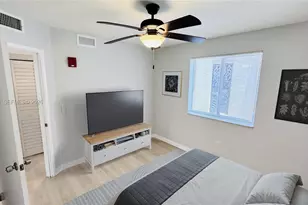 1737 NW 3rd Ave, Miami, FL 33136 - Photo 5