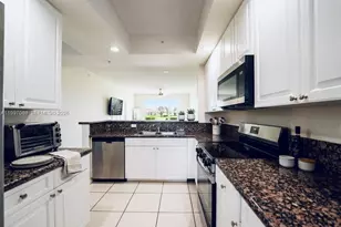 27 Royal Palm Way, Boca Raton, FL 33432 - Photo 7