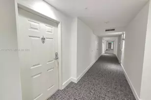 1155 Brickell Bay Dr, Miami, FL 33131 - Photo 25