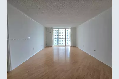 1155 Brickell Bay Dr #2006, Miami, FL 33131 - Photo 7