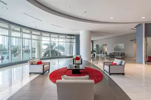 300 S Biscayne Blvd, Miami, FL 33131 - Photo 15